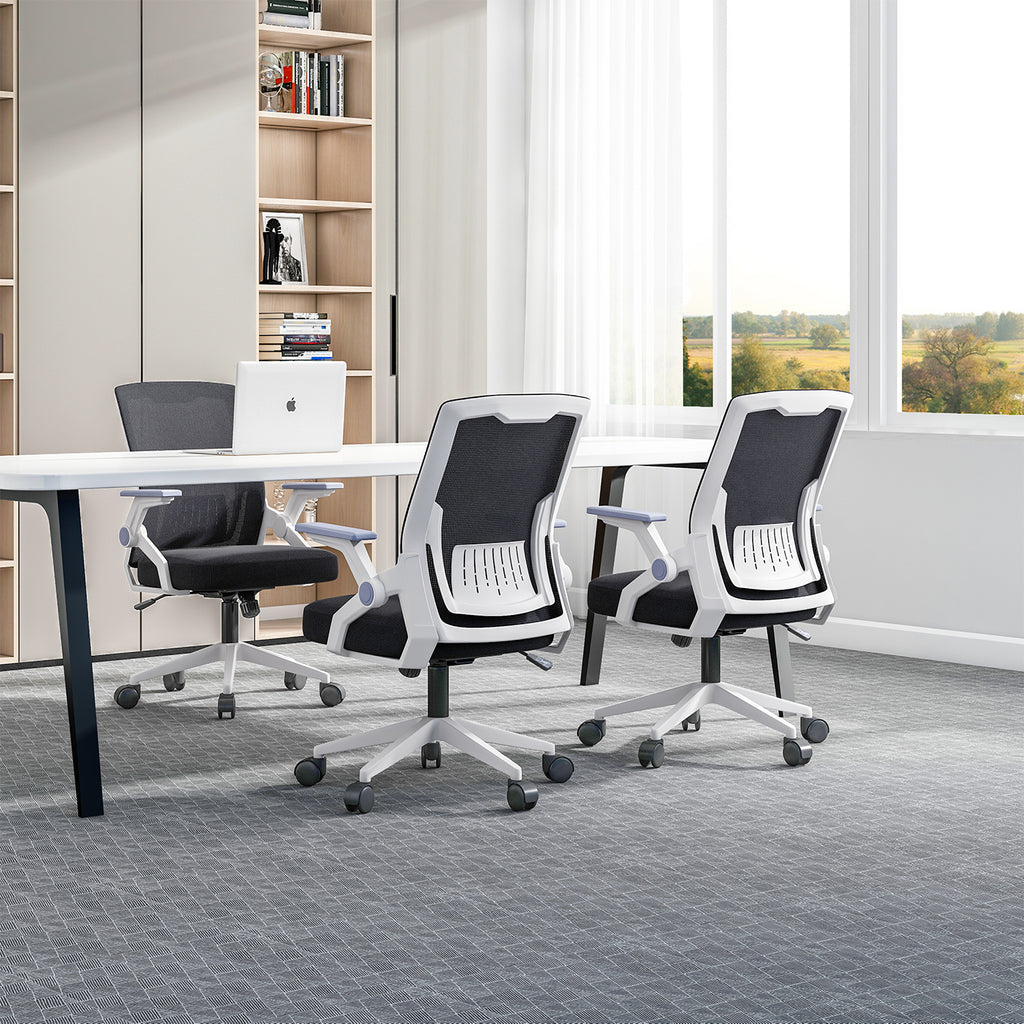 Ergonomic office chair with breathable mesh backrest in gray | Adjustable armrests, latex-filled seat cushion, desk chairs for home office